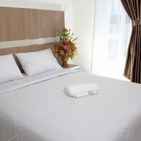 Hotel Royal Manado Kültér fotó