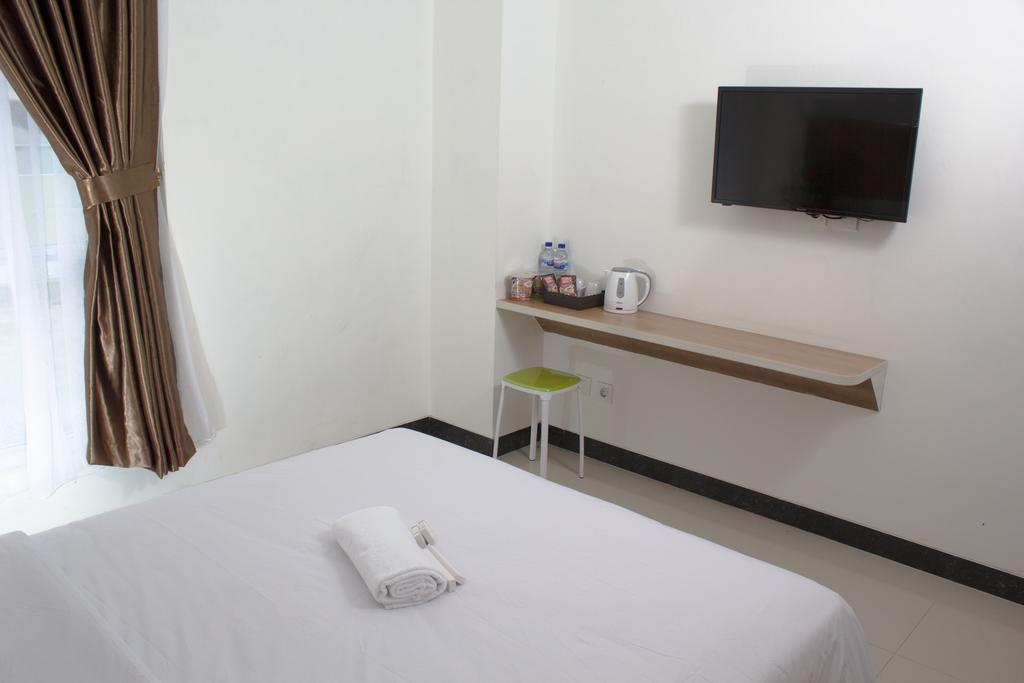 Hotel Royal Manado Kültér fotó