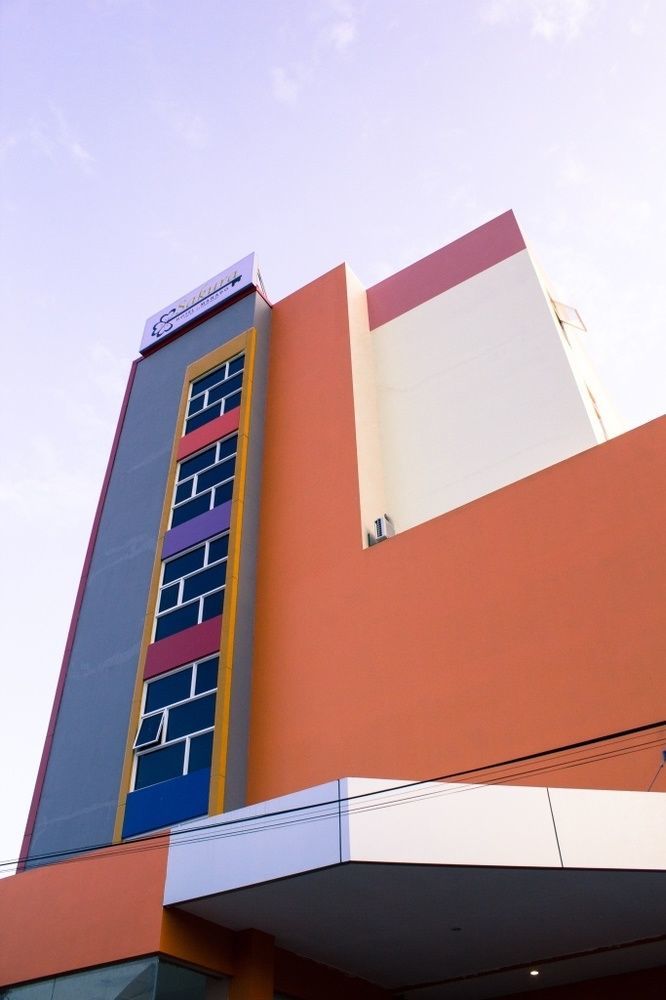 Hotel Royal Manado Kültér fotó