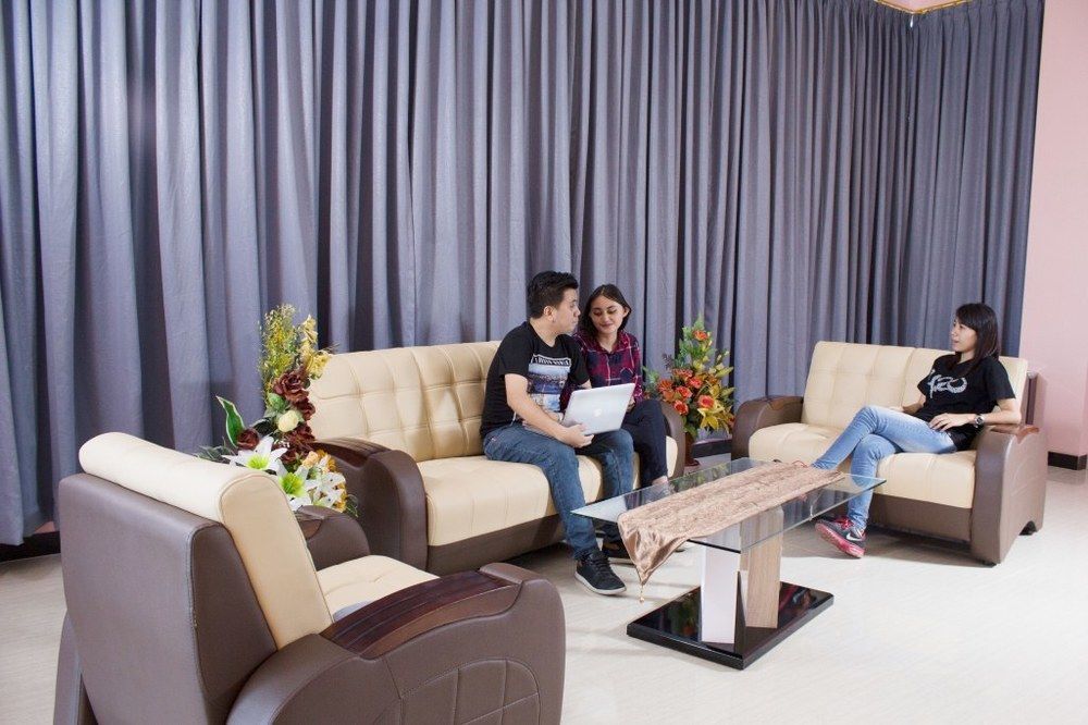 Hotel Royal Manado Kültér fotó