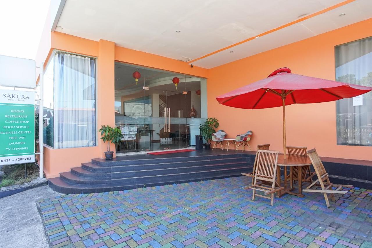 Hotel Royal Manado Kültér fotó