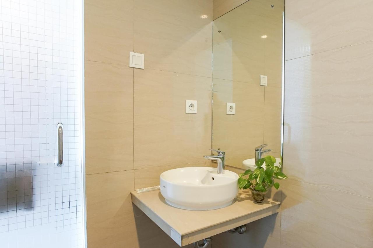 Hotel Royal Manado Kültér fotó