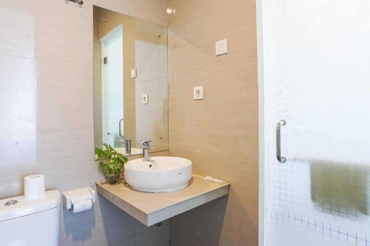 Hotel Royal Manado Kültér fotó