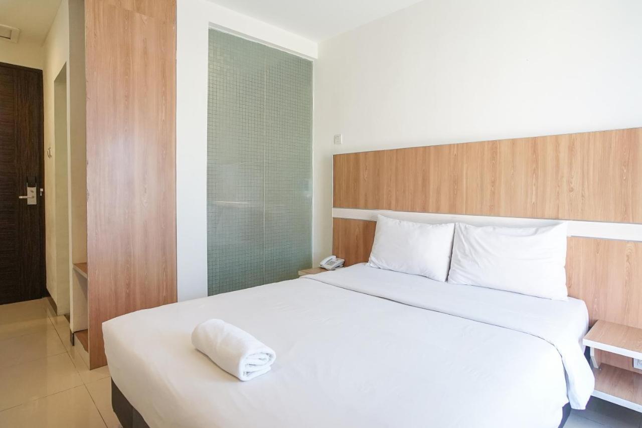 Hotel Royal Manado Kültér fotó